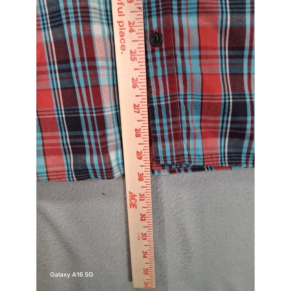 Levi's Men's Short‎ Sleeve Plaid Button-Up Shirt XL, Pockets